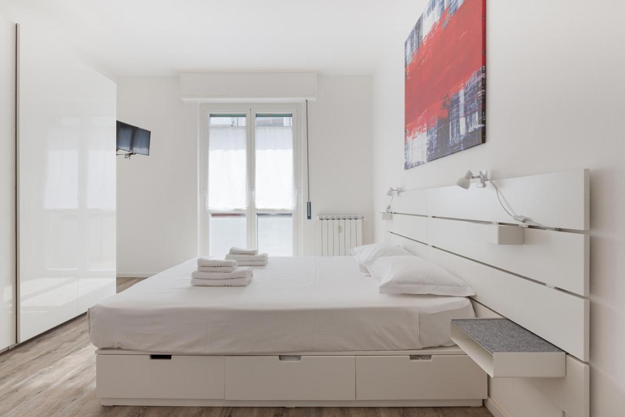Cagnola Cozy Apartament With Balcony Milan Exterior photo