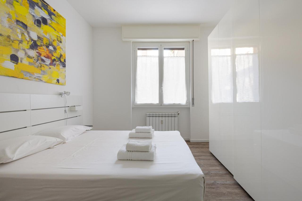 Cagnola Cozy Apartament With Balcony Milan Exterior photo
