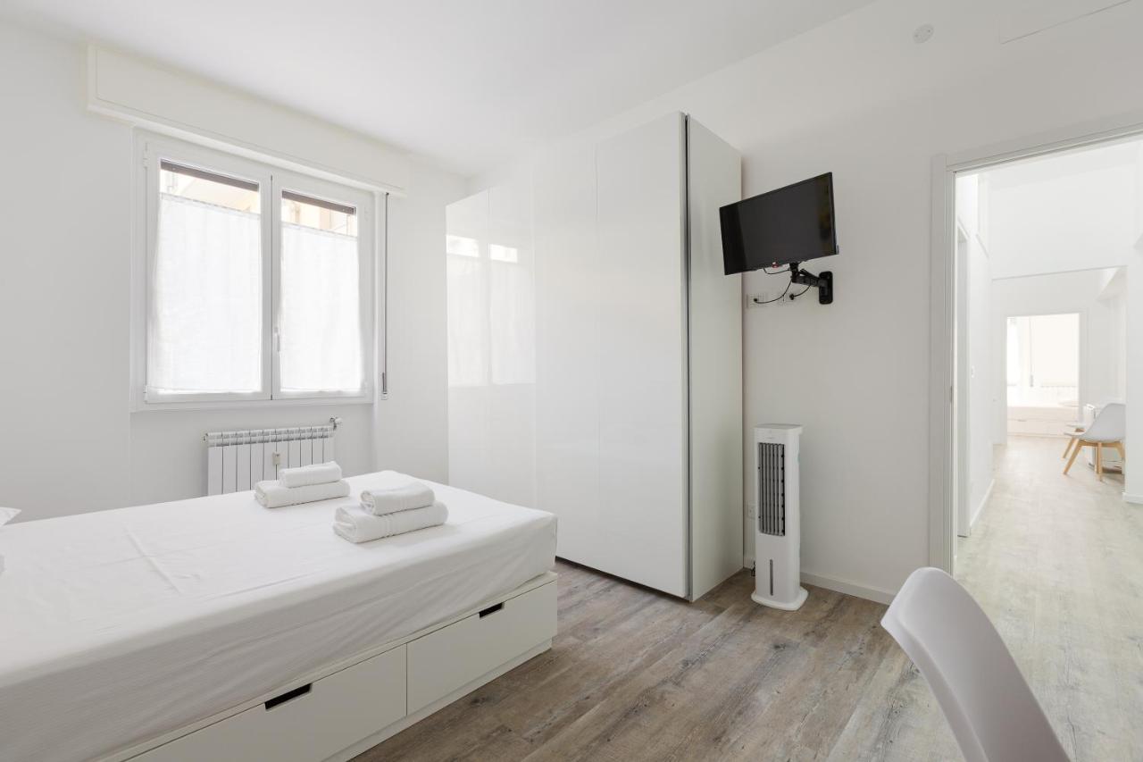 Cagnola Cozy Apartament With Balcony Milan Exterior photo